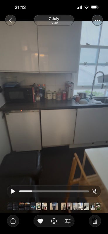 Room Greyhound Road in Greater London