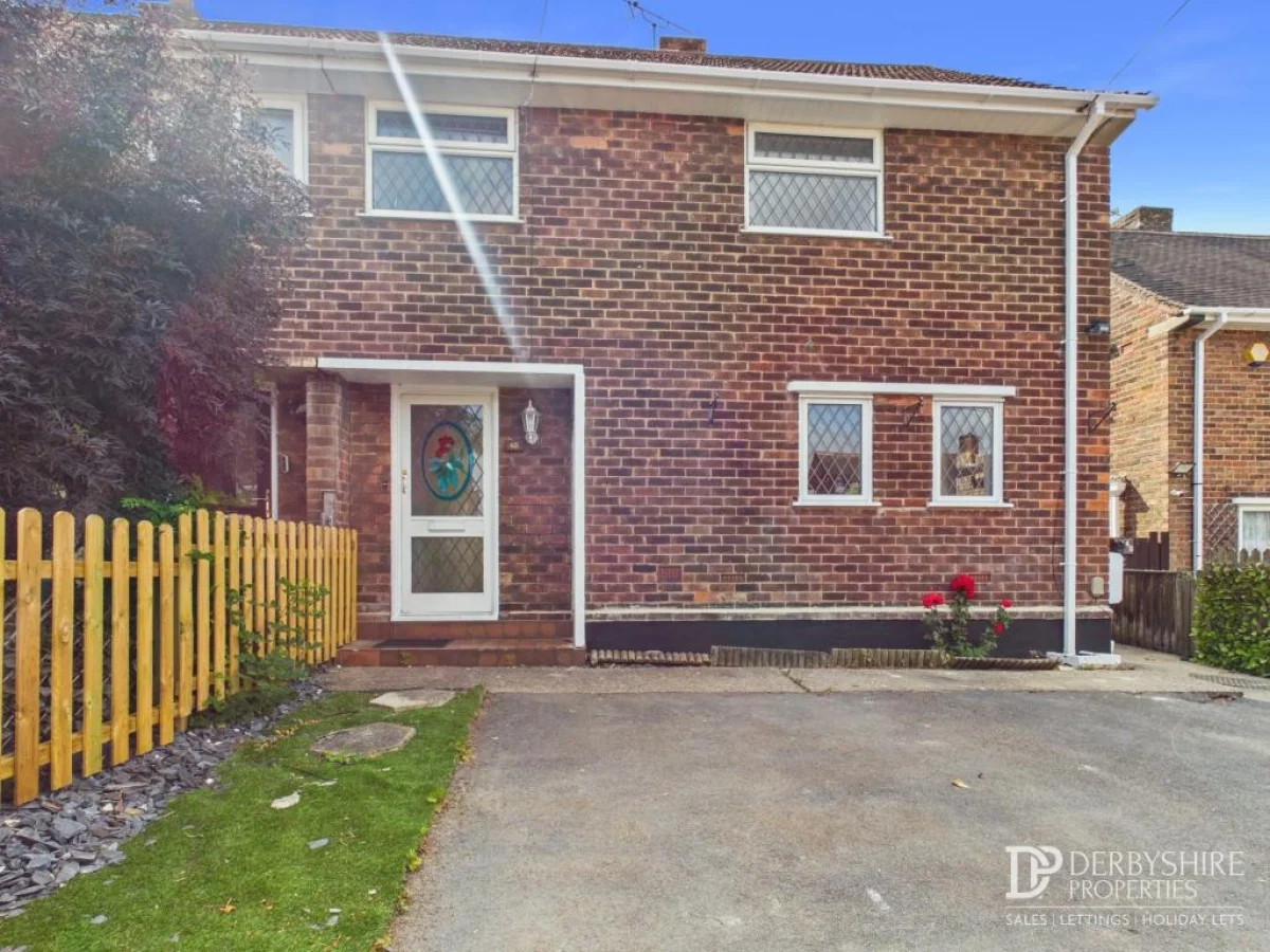 Flat Derwent Drive in Bolsover