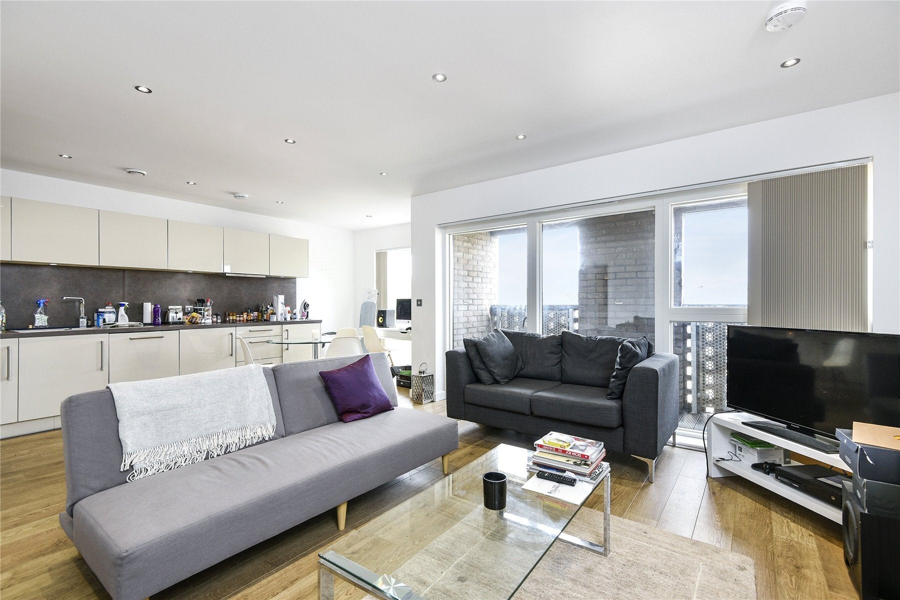 Flat Bedford Road in Greater London