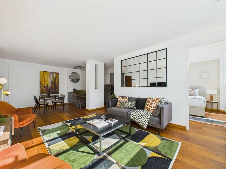 Flat Bayham Street in Greater London