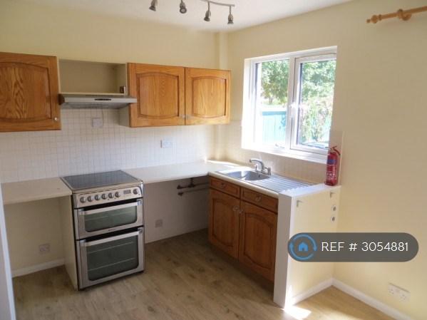 Flat Taverner Close in Poole