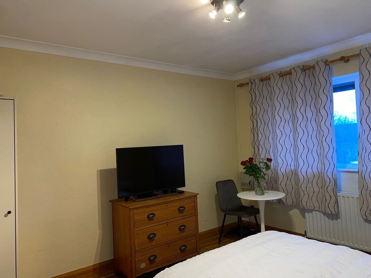 Room Robin Hood Way in Greater London