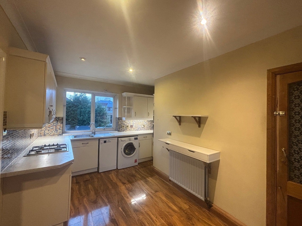 Room Robin Hood Way in Greater London
