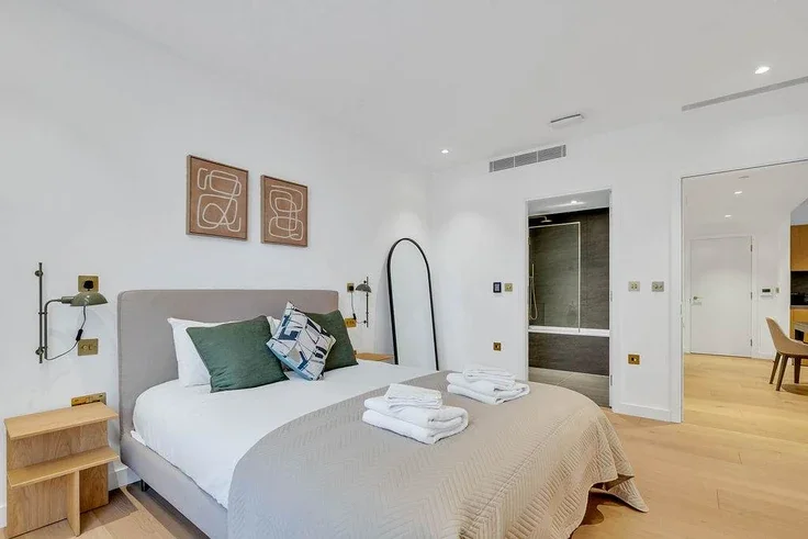 Flat Camley Street in Greater London
