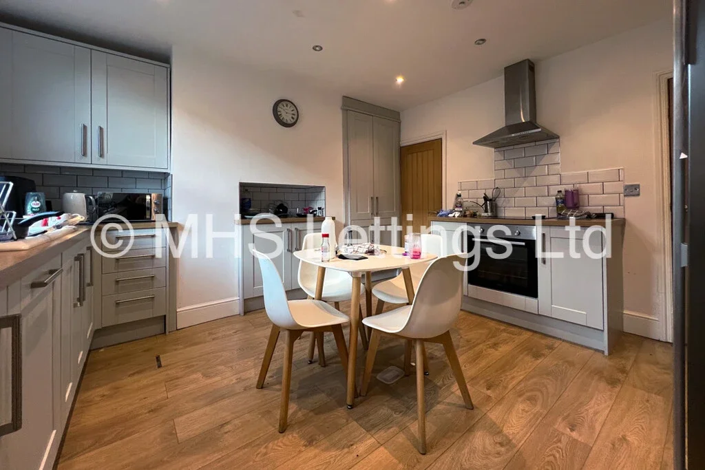 House Granby Grove in Leeds