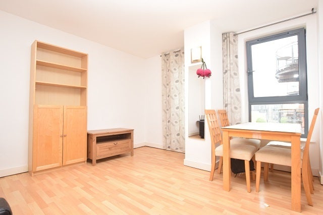 Flat Fitzwilliam Street in Sheffield