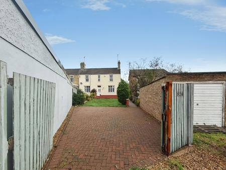 House Dogsthorpe Road in Peterborough