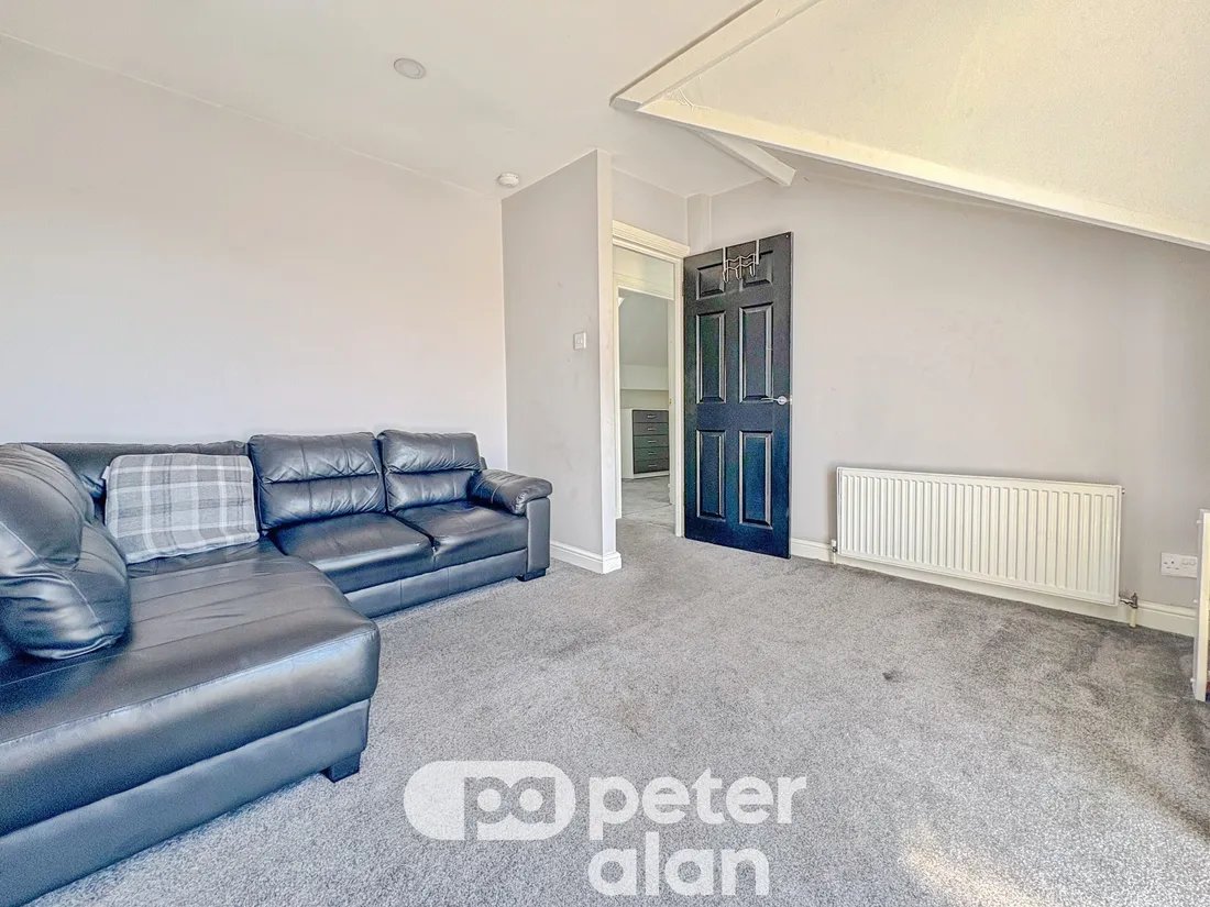 Flat Pontcanna Street in Cardiff