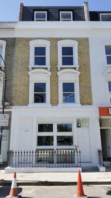Room Seagrave Road in Greater London
