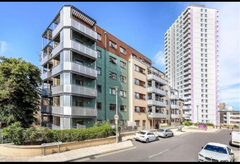 Flat Trevithick Way in Greater London