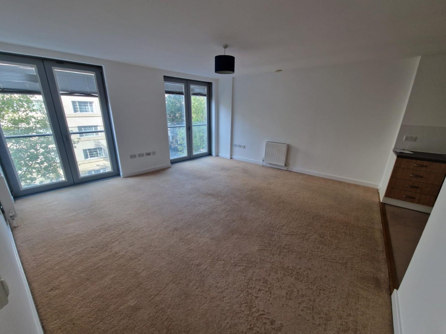 Flat Osnaburgh Street in Greater London