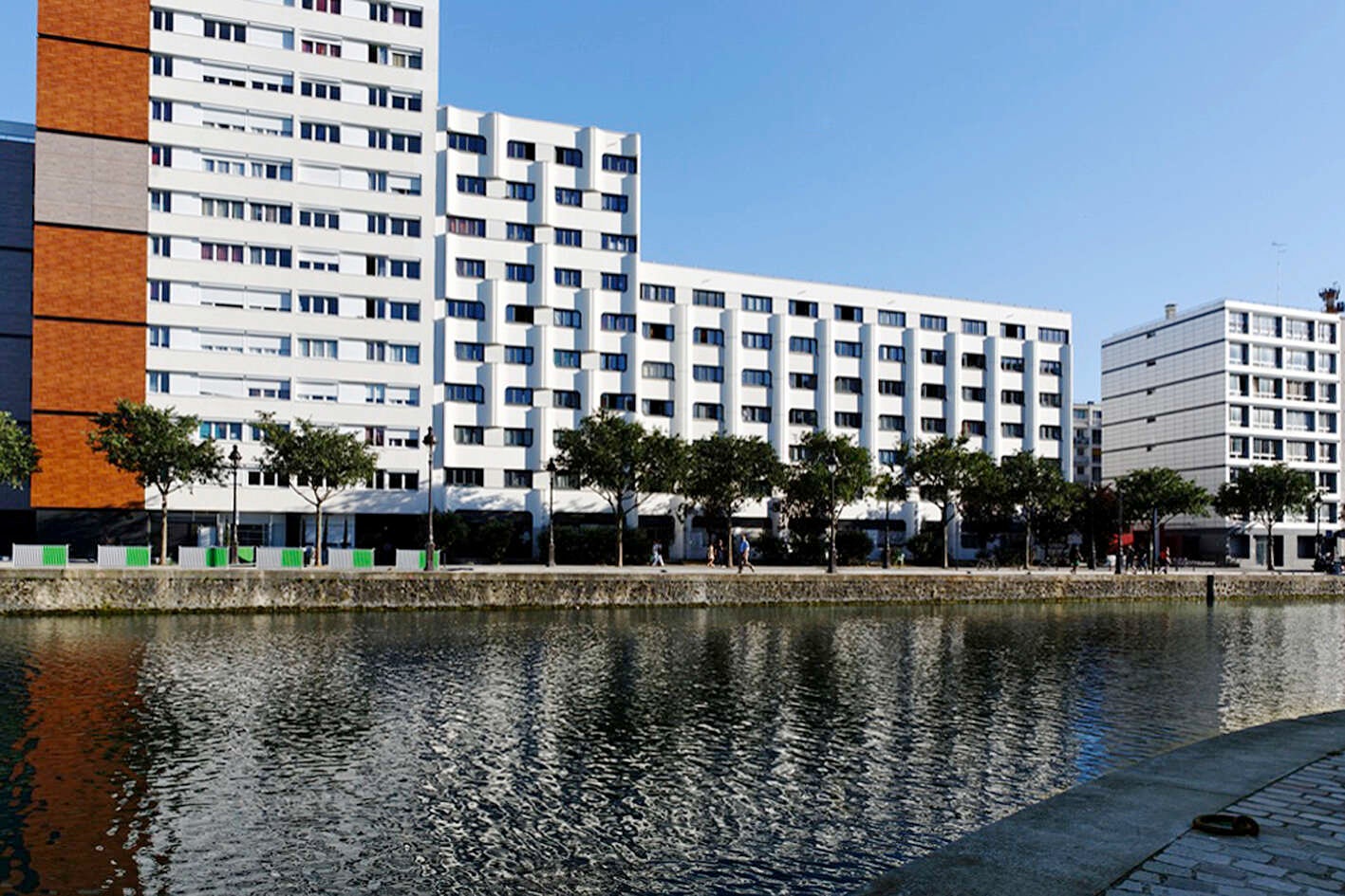 Appartement Quai de la Loire à Paris