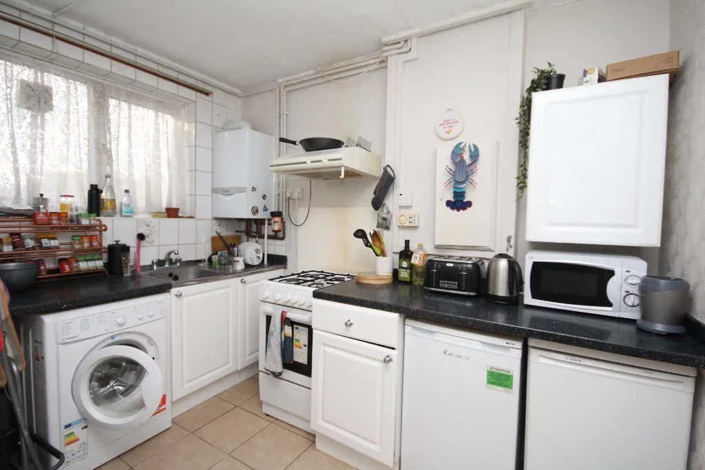 Flat Wimbourne Street in Greater London