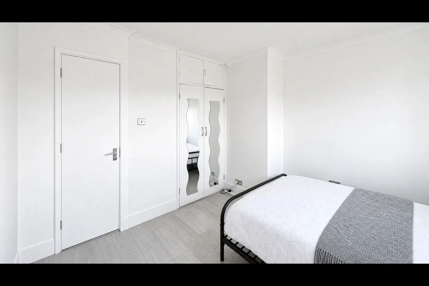 Room Carlton Vale in City of Westminster