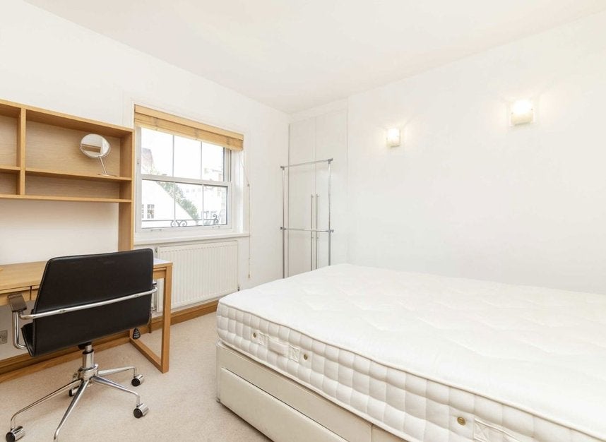 Flat Herbrand Street in London