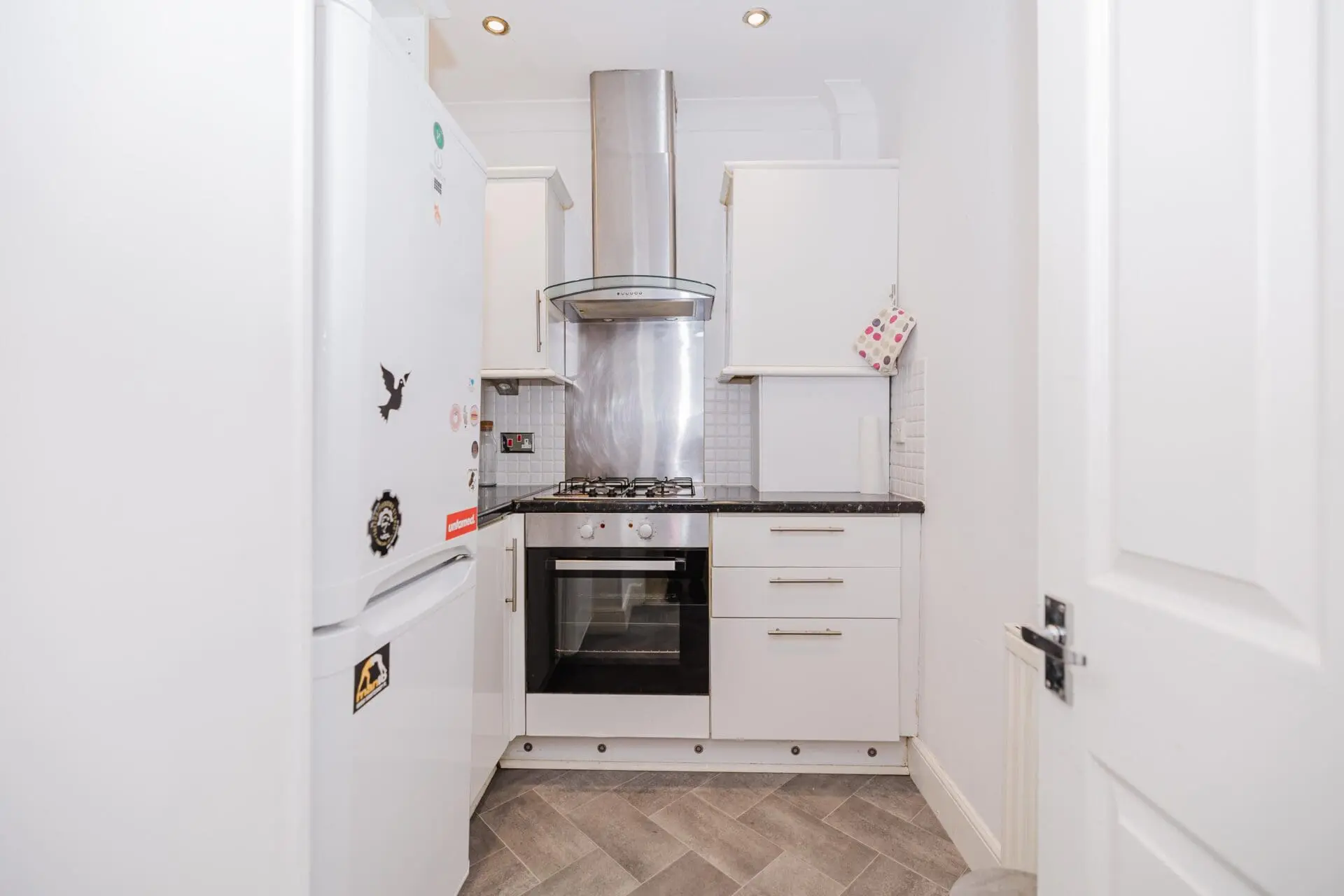 Flat Newton Street in City of Edinburgh