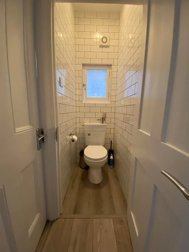 Room Minster Road in Greater London