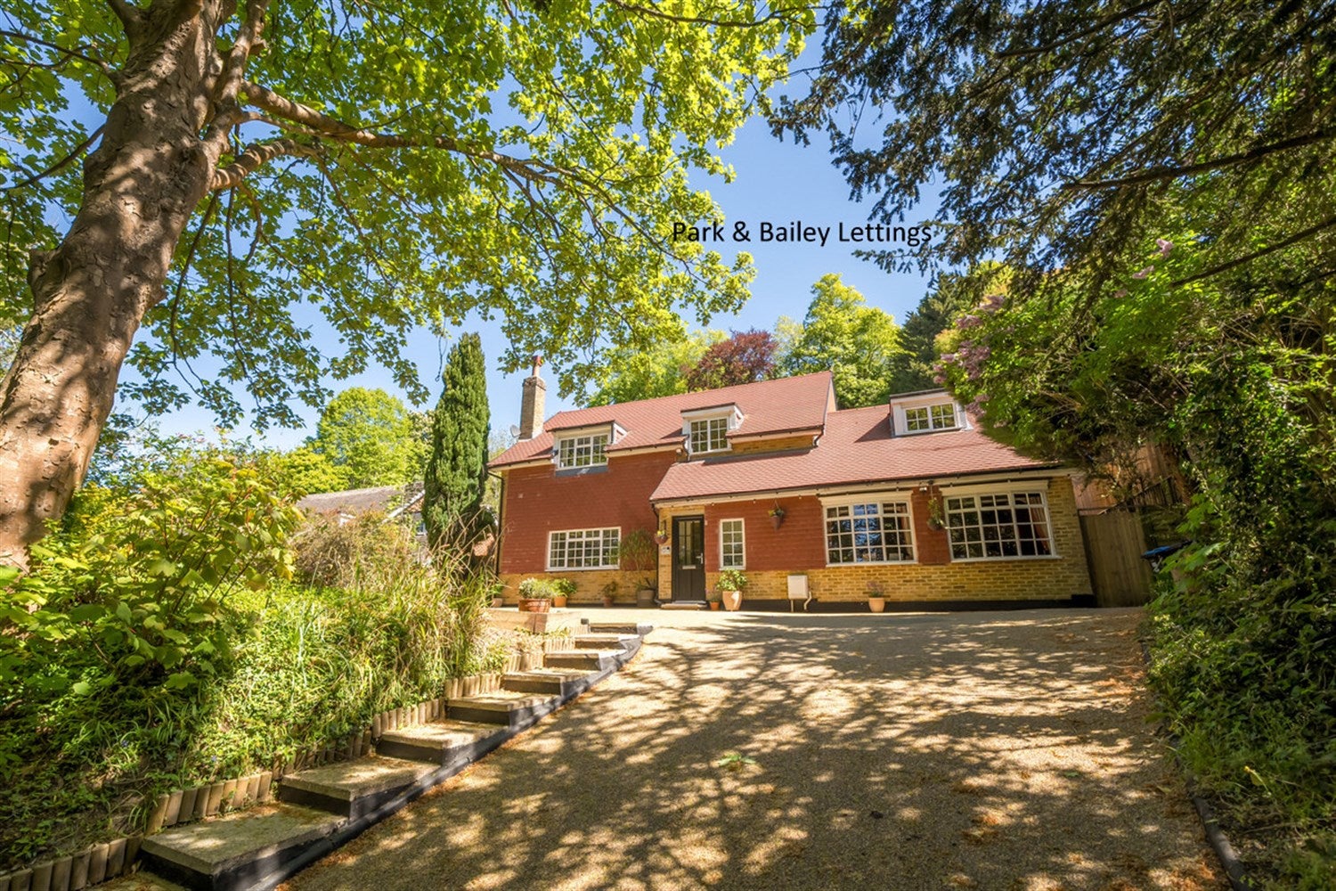 House Southview Road in Warlingham