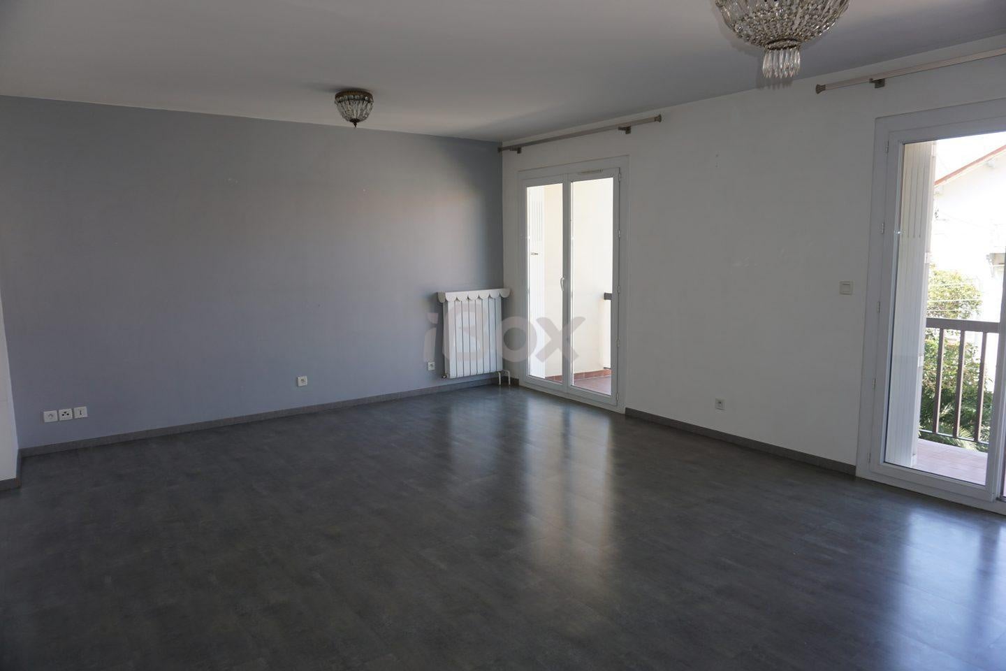 Flat Boulevard Grignan in Toulon