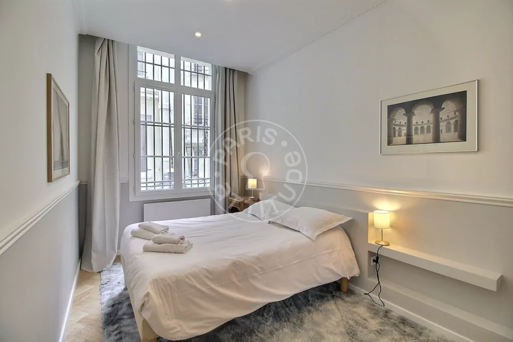 Appartement Rue Frédéric Sauton à Paris