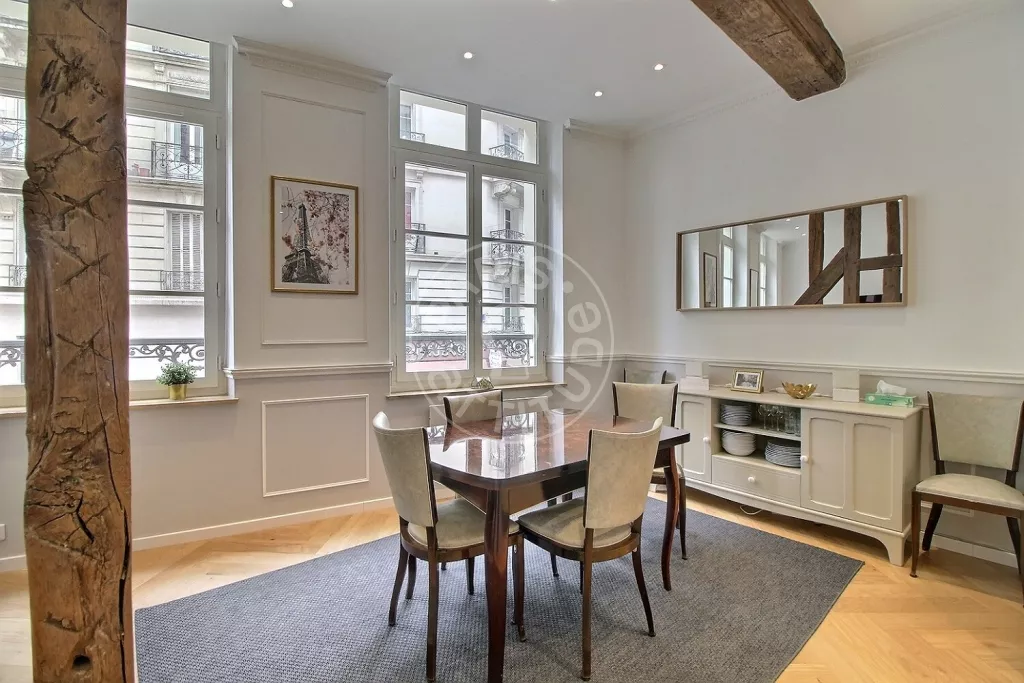 Appartement Rue Frédéric Sauton à Paris