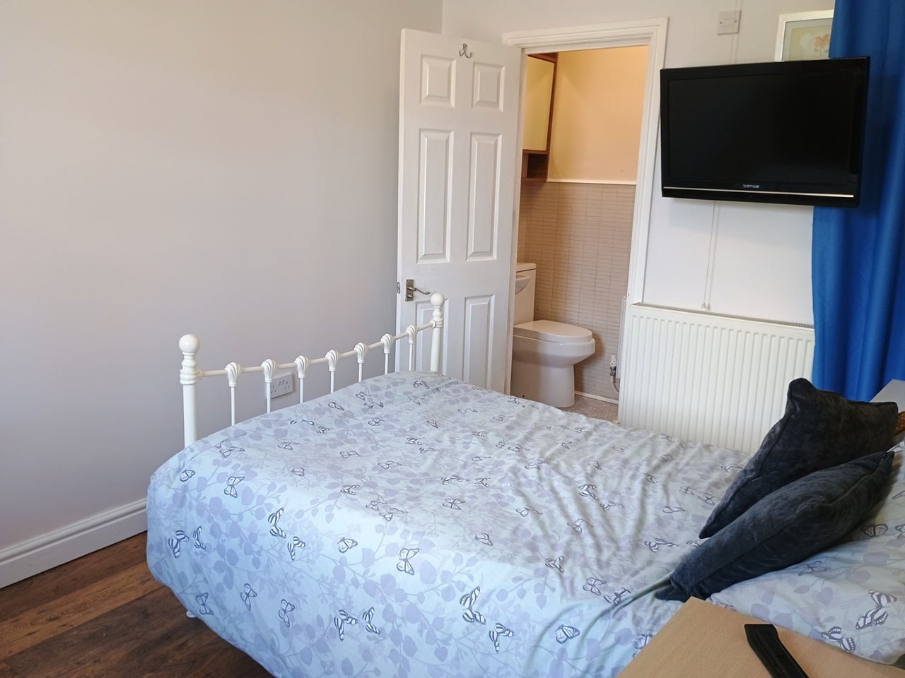 Room Stourbridge Road in Brierley Hill