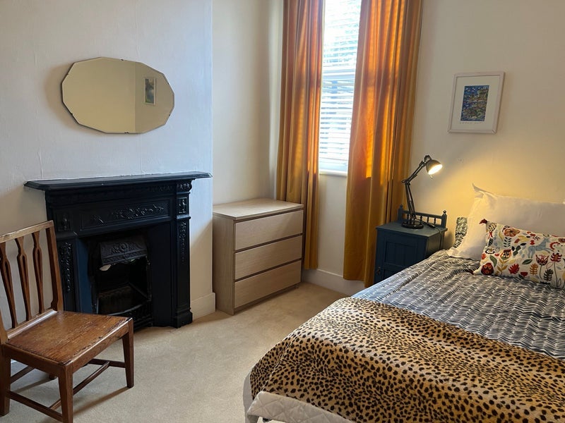 Room Macoma Road in Greater London