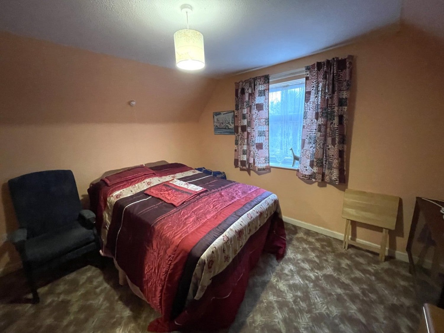 Room Cunnack Close in Helston