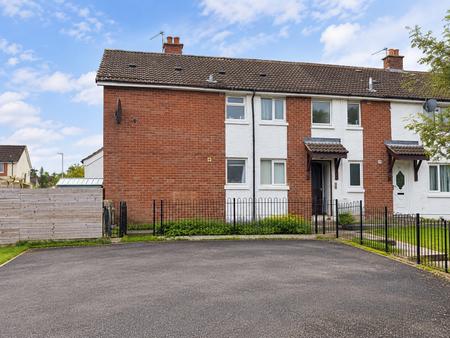 Flat Lisnoe Walk in Lisburn