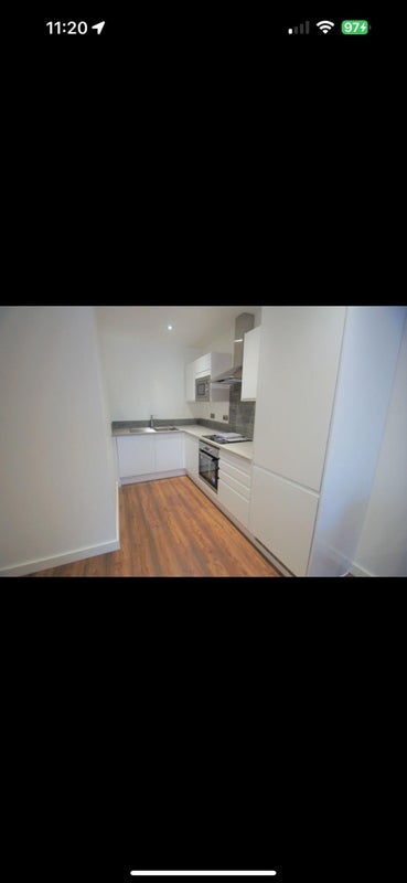 Room Lower Broughton Road in Salford