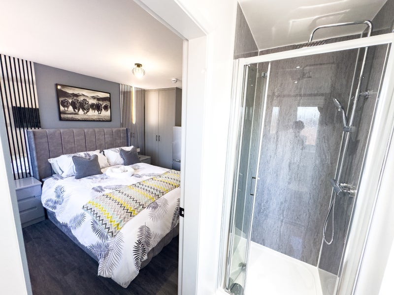 Room Derwent Street in Tameside