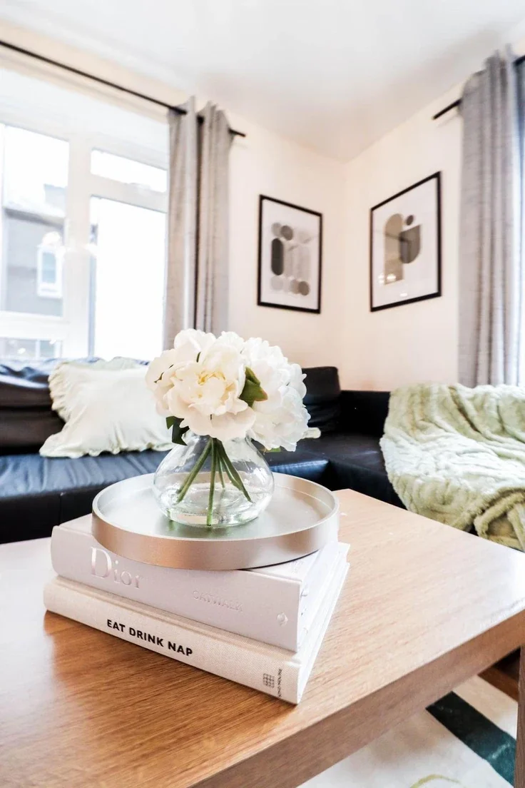 Flat John's Mews in Greater London