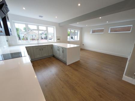 House Ancaster Drive in North Kesteven