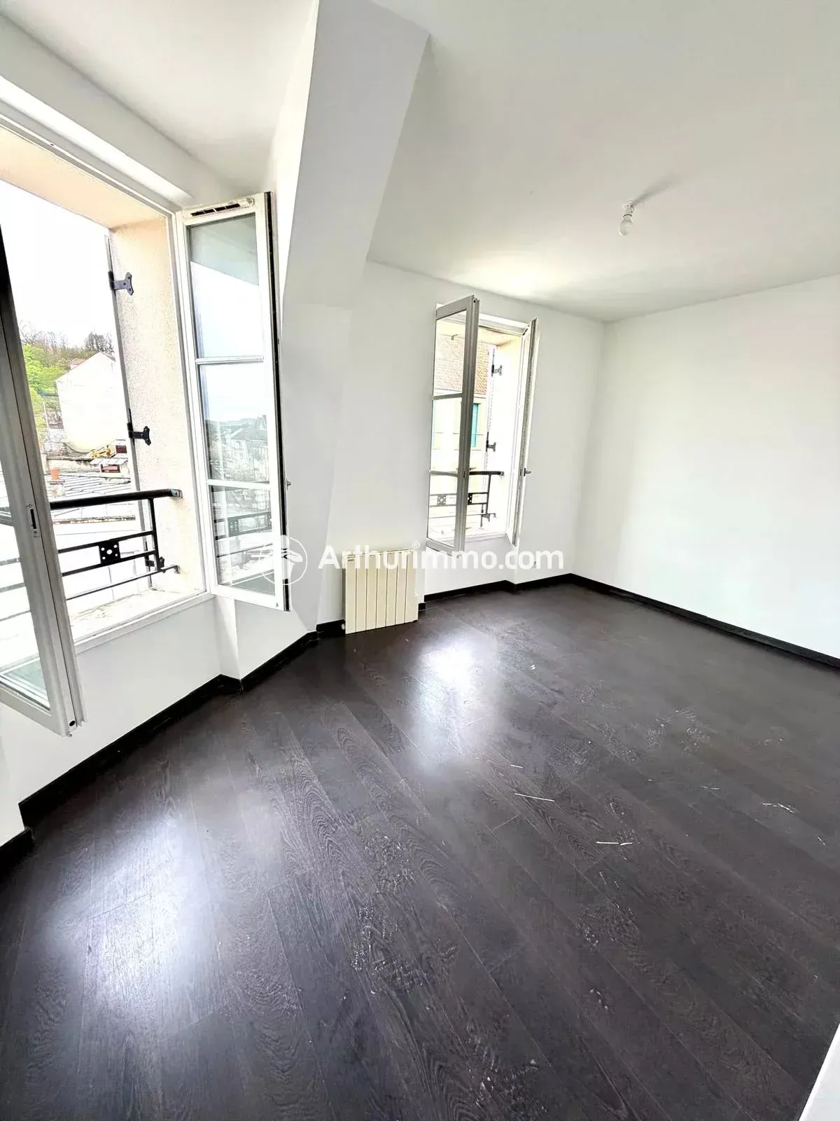 Flat Avenue Paul Vaillant-Couturier in Paray-Vieille-Poste