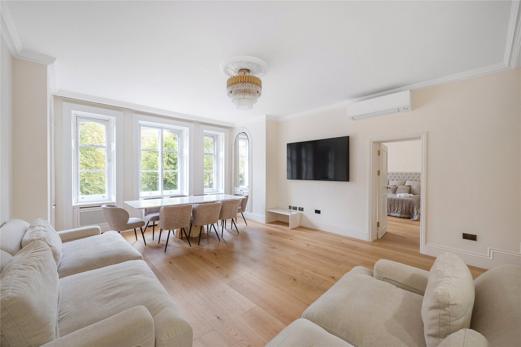 Flat Kensington Gore in City of Westminster