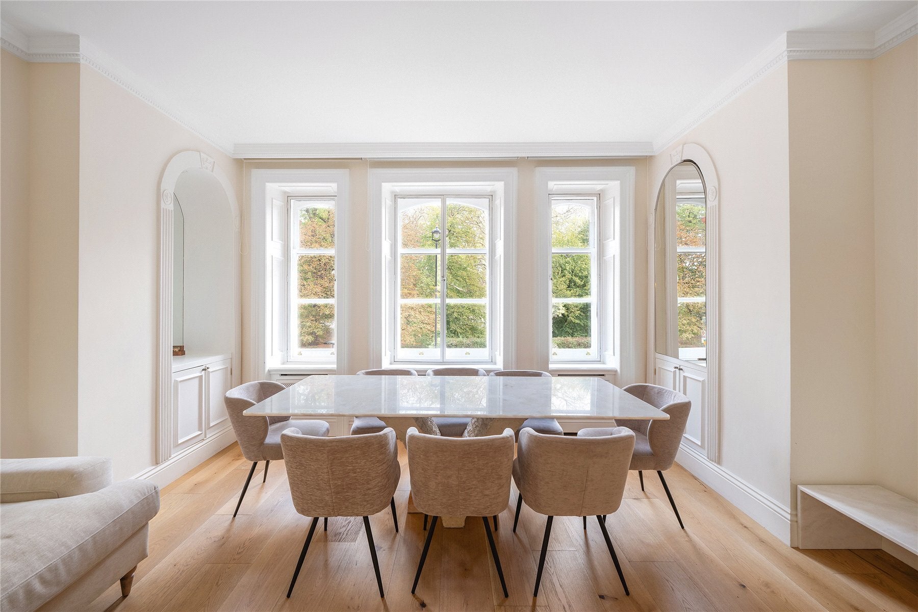 Flat Kensington Gore in City of Westminster