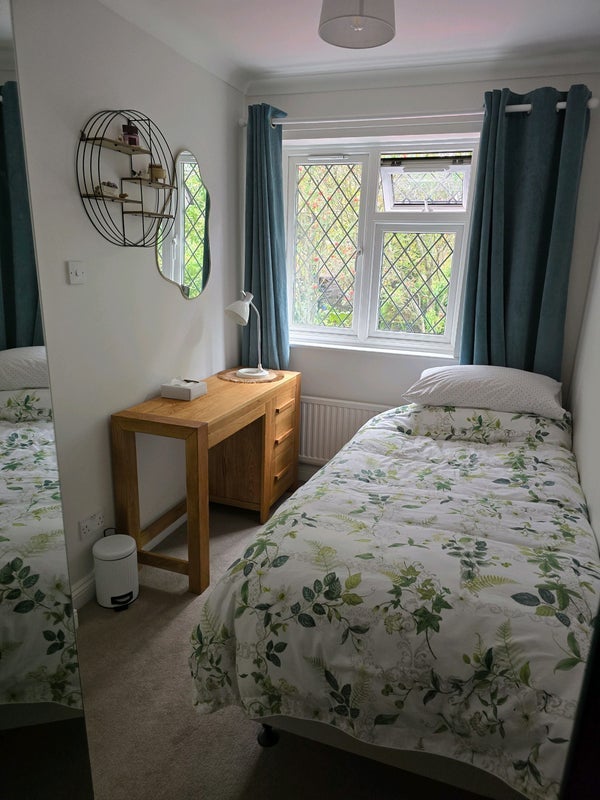 Room Catalina Drive in Poole