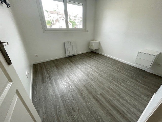 Flat Hameau des Cartouchières in Marly-la-Ville
