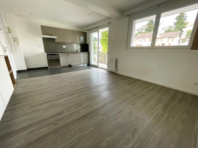 Flat Hameau des Cartouchières in Marly-la-Ville