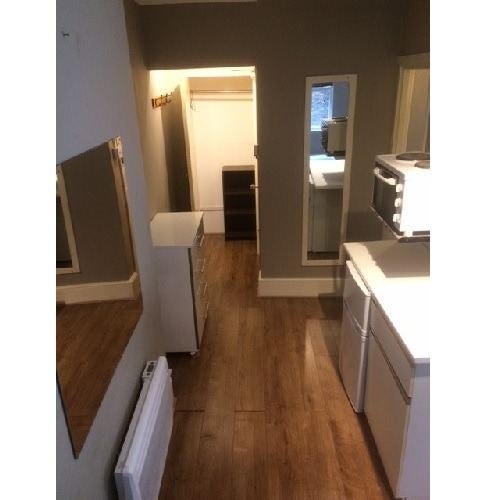 Flat Claverton Street in City of Westminster