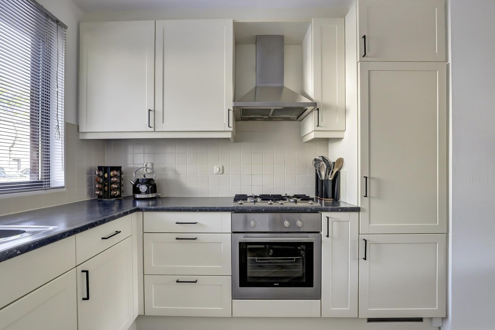 Tussenwoning te koop: Lingestraat 43, Middelburg