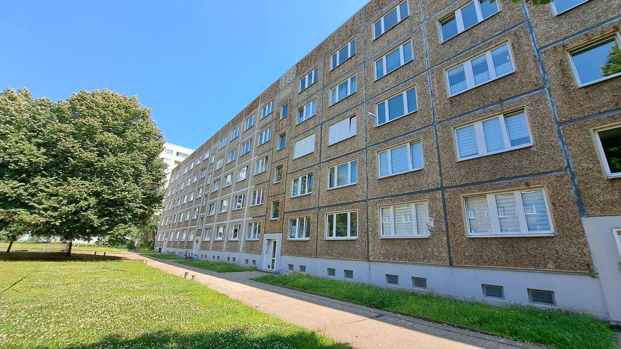 Wohnung Dequeder Straße in Magdeburg