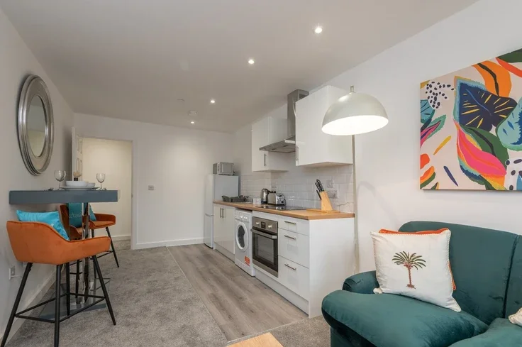 Flat Wilds Yard in Wakefield