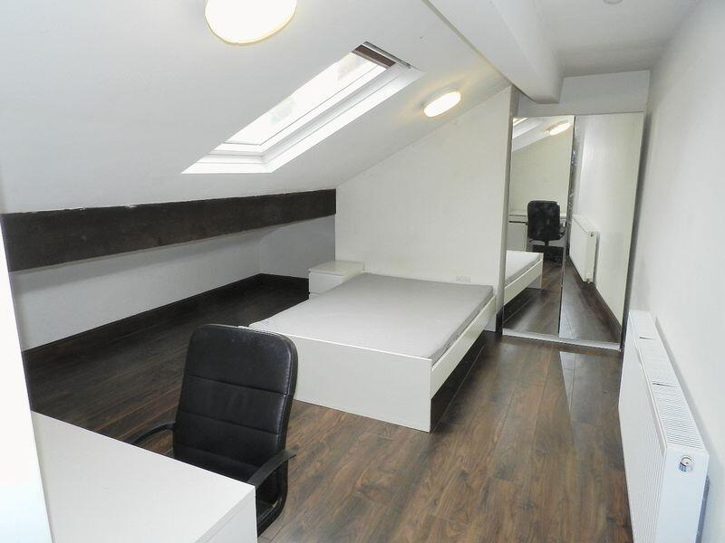Room University Square in Leeds