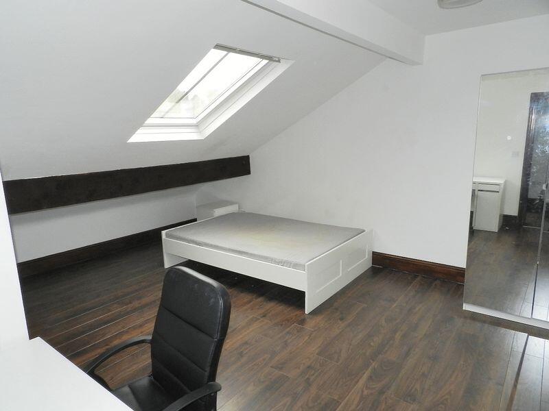 Room University Square in Leeds