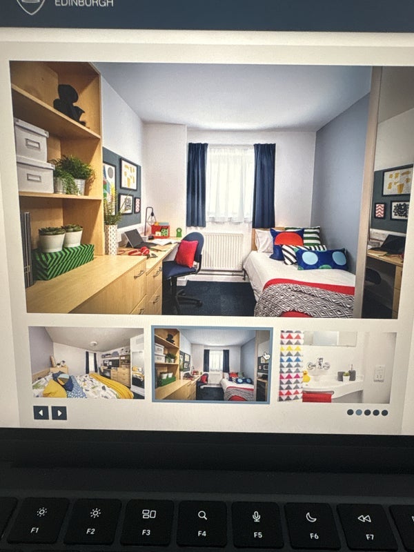 Room Whitehill Farm Road in Musselburgh