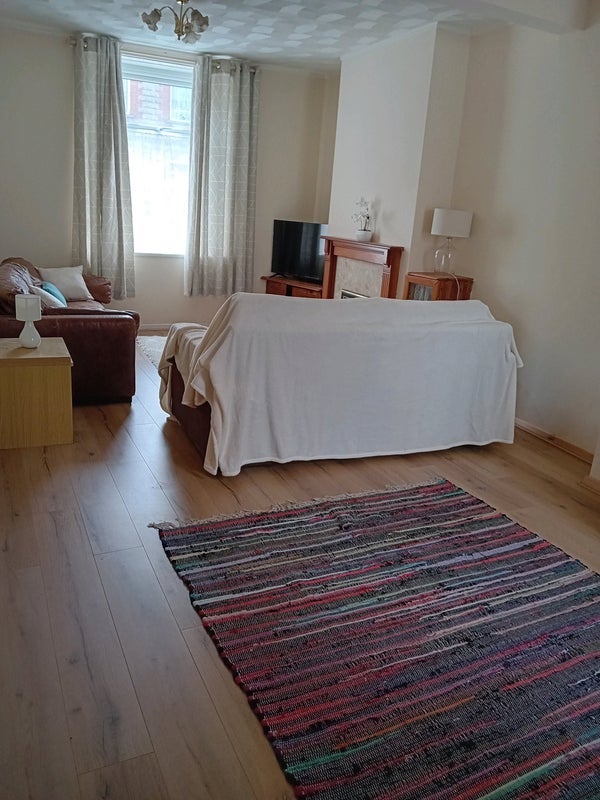 Room Pearl Street in Cardiff