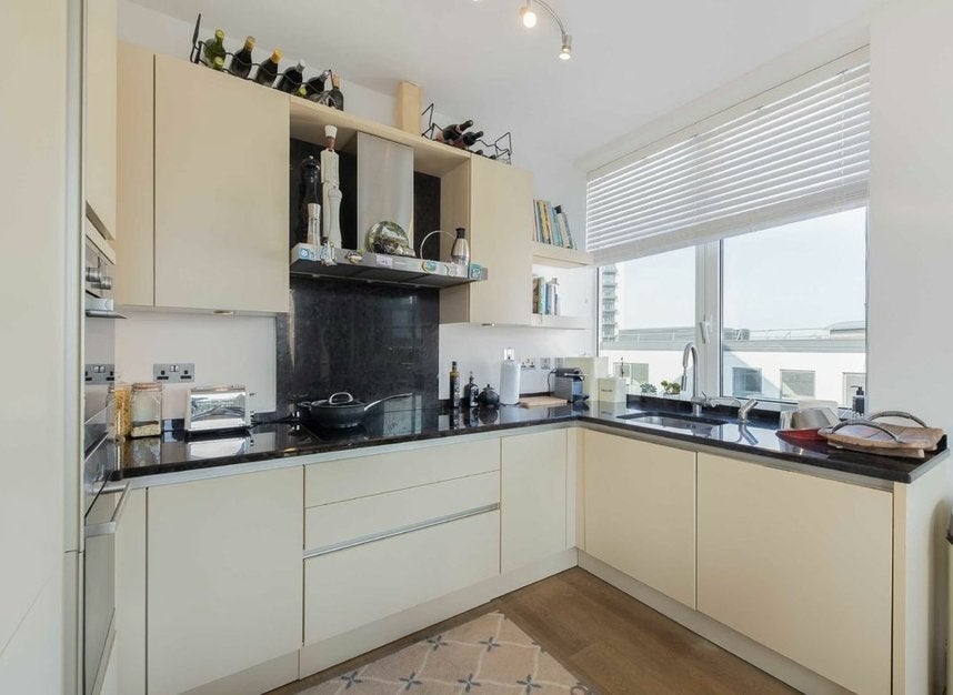 Flat Lots Road in Greater London
