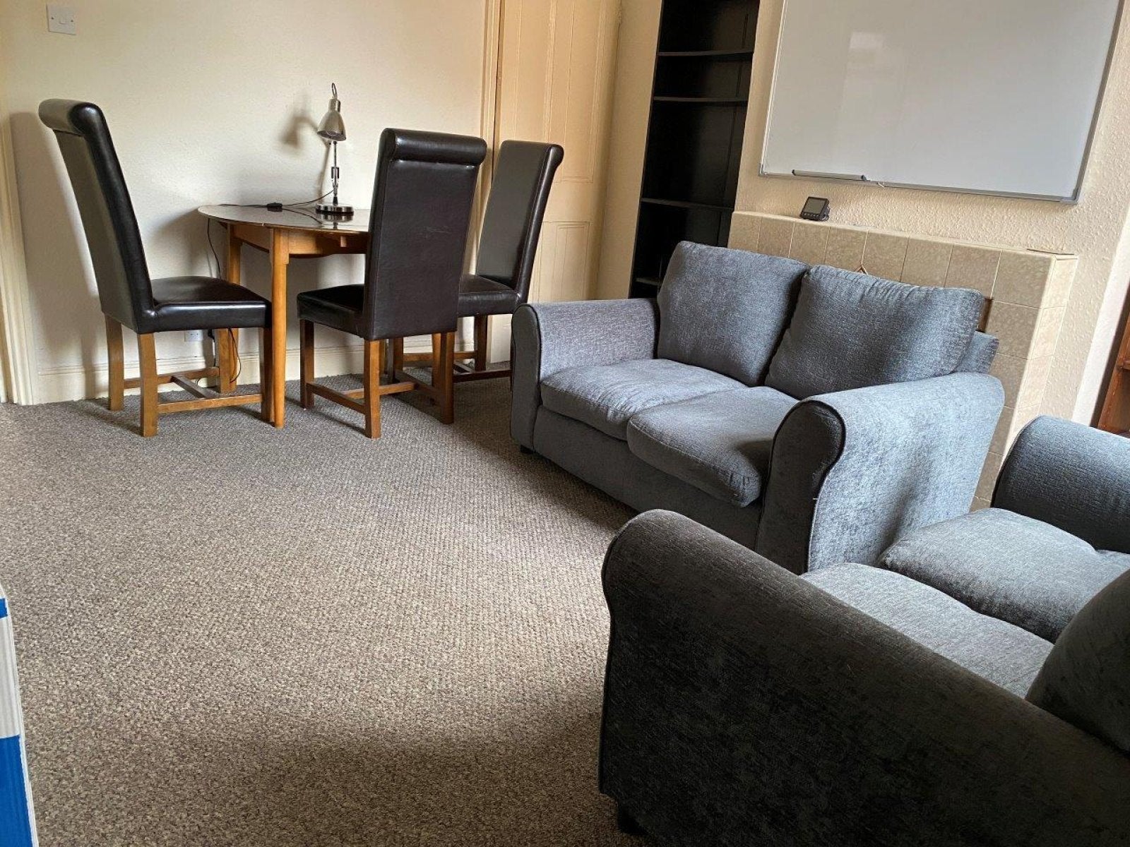 Flat Poppleton Close in Coventry