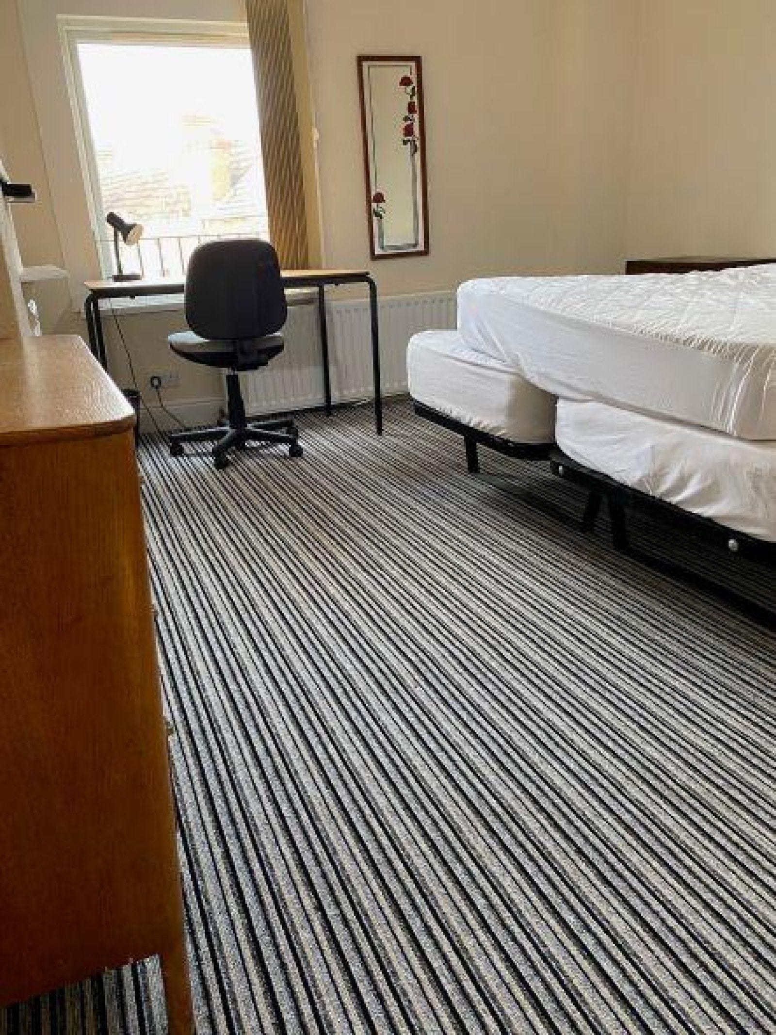 Flat Poppleton Close in Coventry
